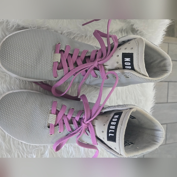 NOBULL Gray Athletic Shoes with Purple Laces - Picture 1 of 8